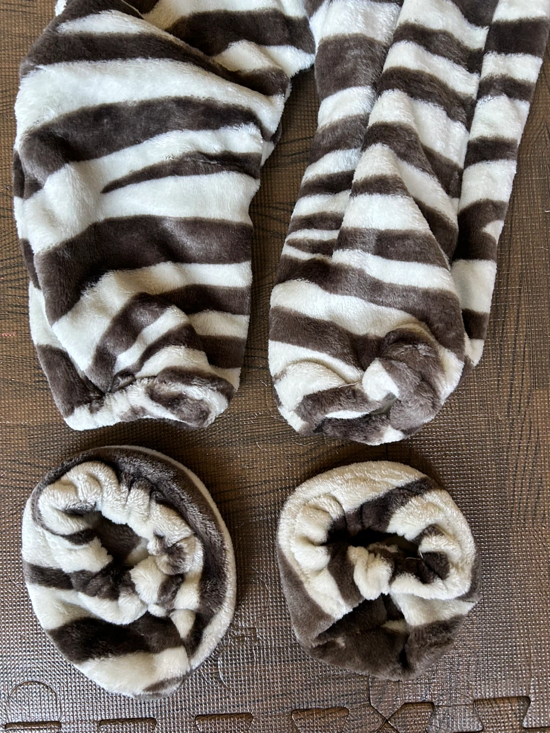 Zebra Costume Size 2 (Runs big) - photo 4