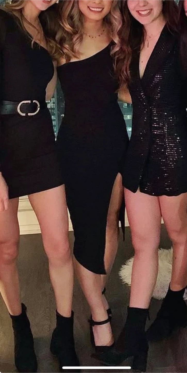 Black asymmetric dress - photo 4