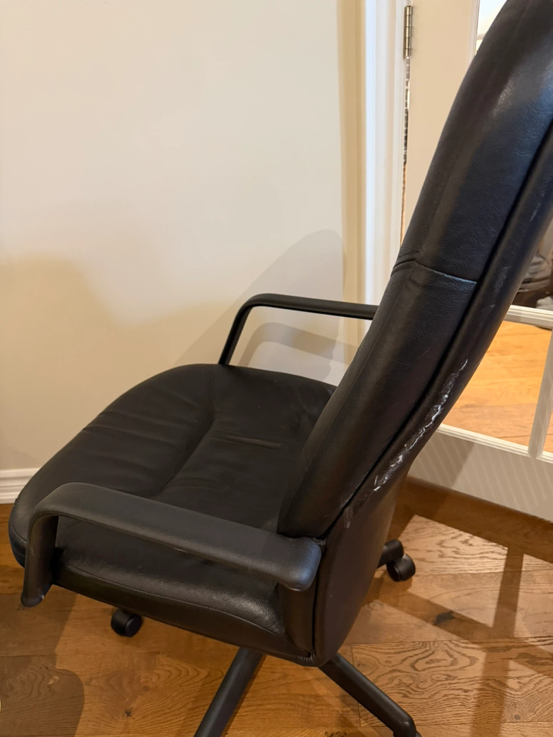 Black Office Chair Faux Leather - photo 4