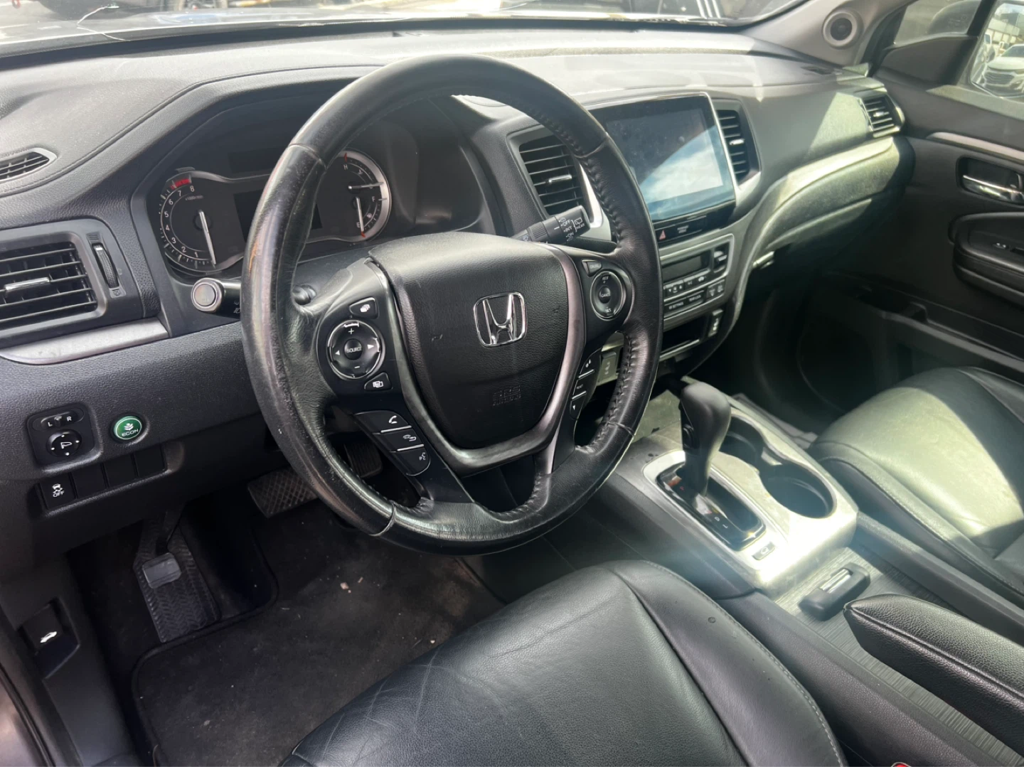 2016 Honda Pilot SUV - photo 5
