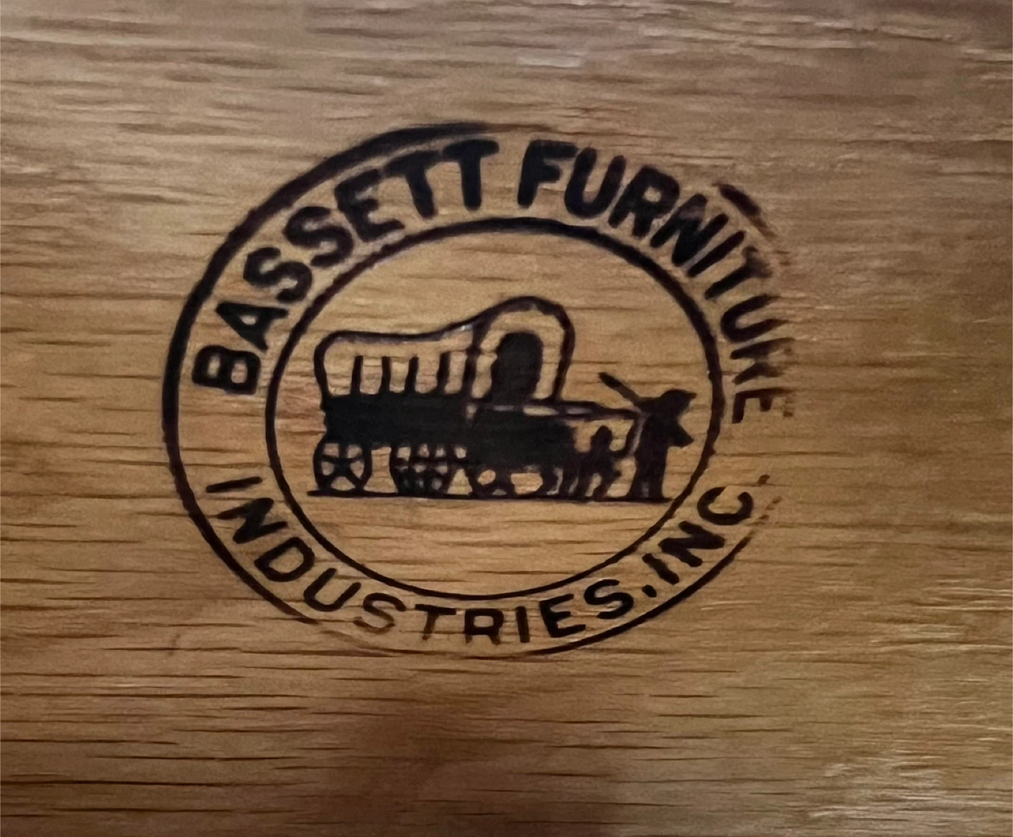 Bassett Furniture Industries 5-Drawer Dresser FREE DELIVERY - photo 2