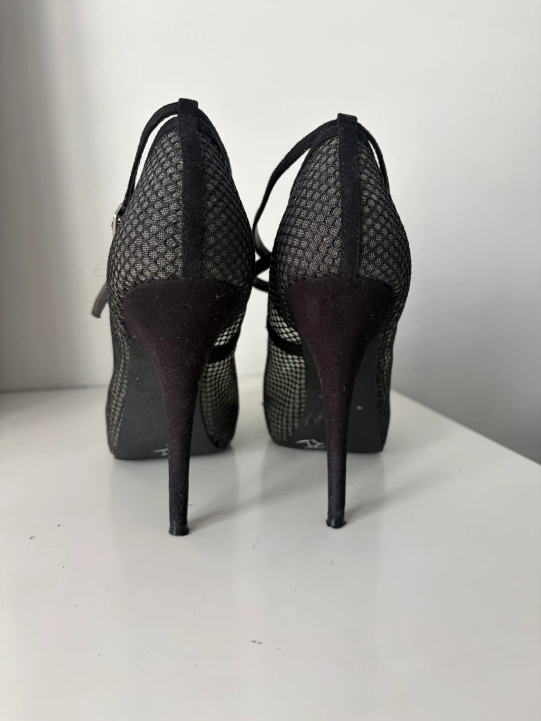 Le Chateau Black Mesh High Heel Shoes with Ankle Strap - photo 3