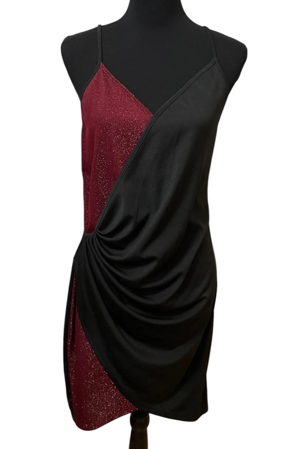 Black and Red Sparkle Wrap Dress - photo 3
