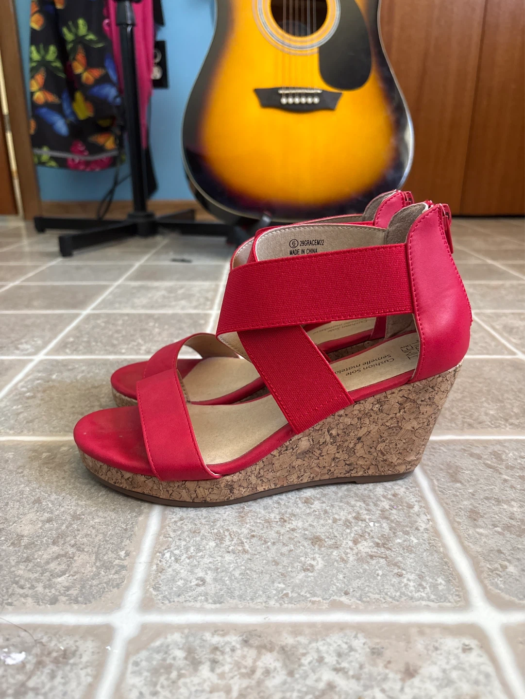 Time & Tru Red Wedge Sandals - photo 3
