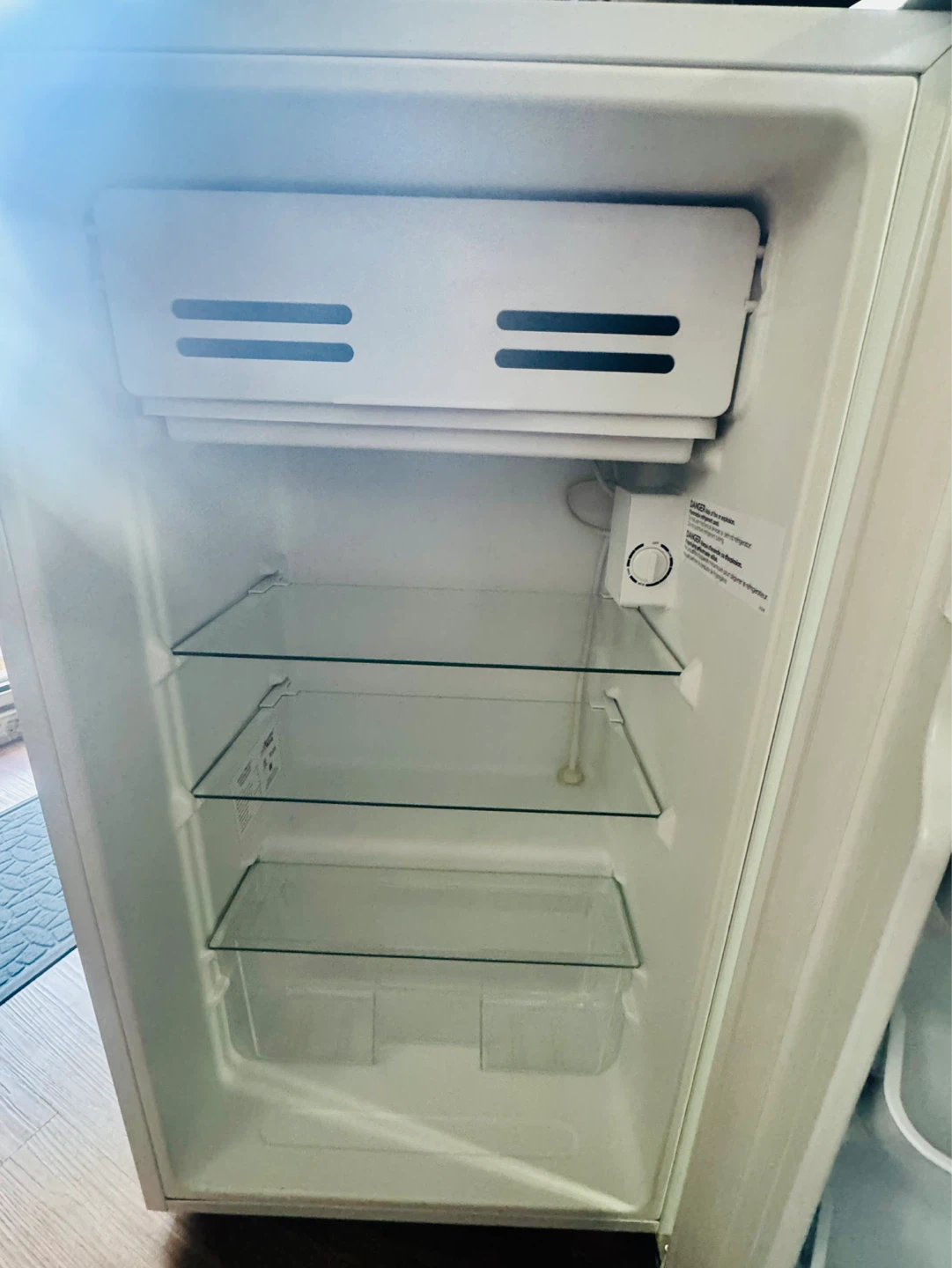 Arctic King Mini Fridge - photo 3