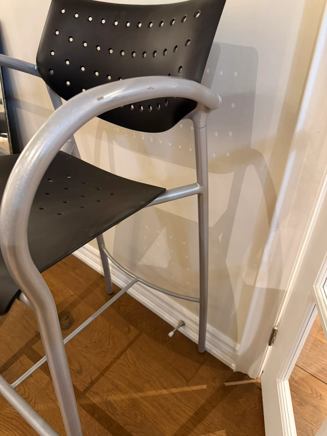 Keilhauer Counter Height Bar Stools  (Set of 4) - photo 4