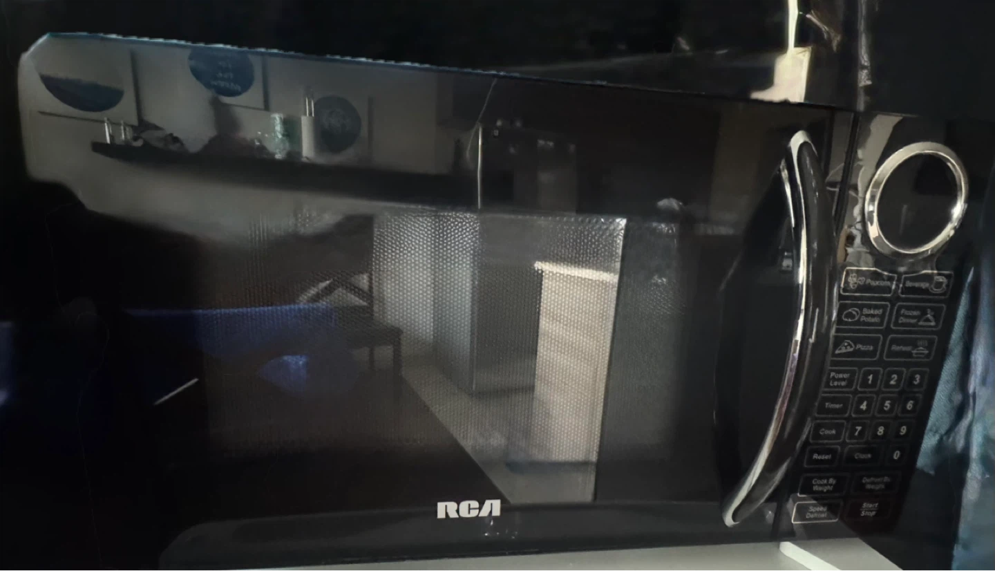 RCA Black Microwave - photo 5