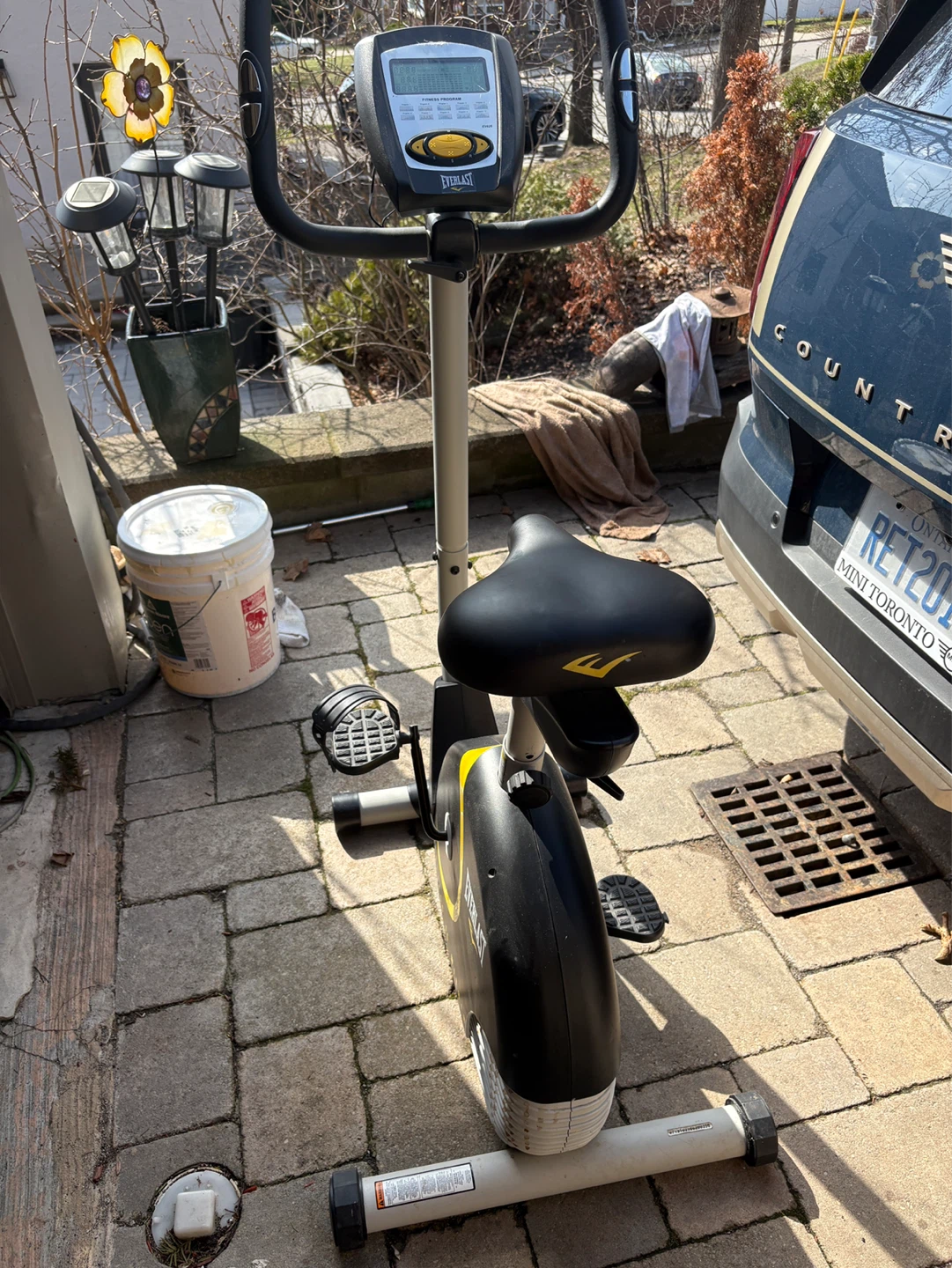 FREE!!! Everlast Stationary Exercise Bike - photo 2