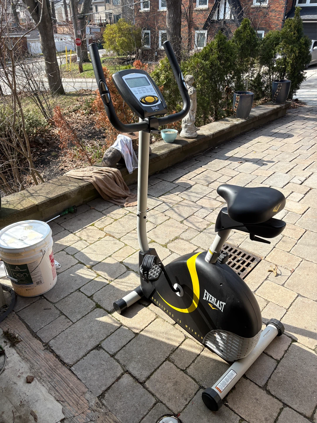 FREE!!! Everlast Stationary Exercise Bike