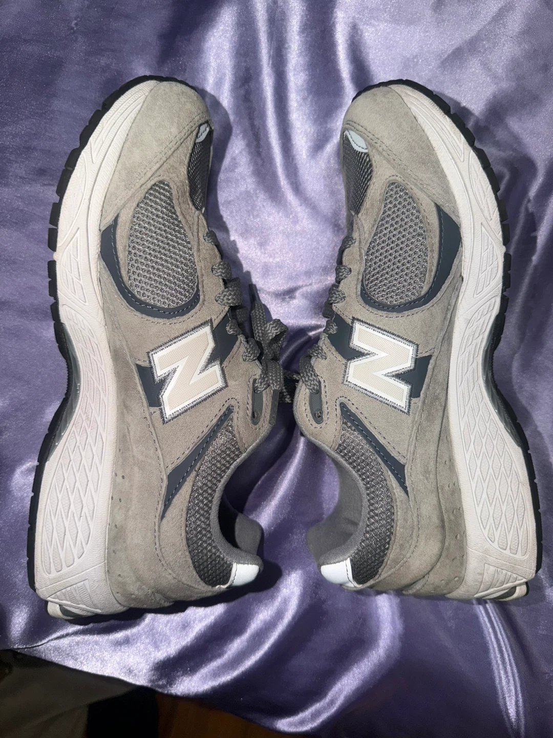 New Balance 2002R Grey women’s size 9.5 men size 8 - photo 3