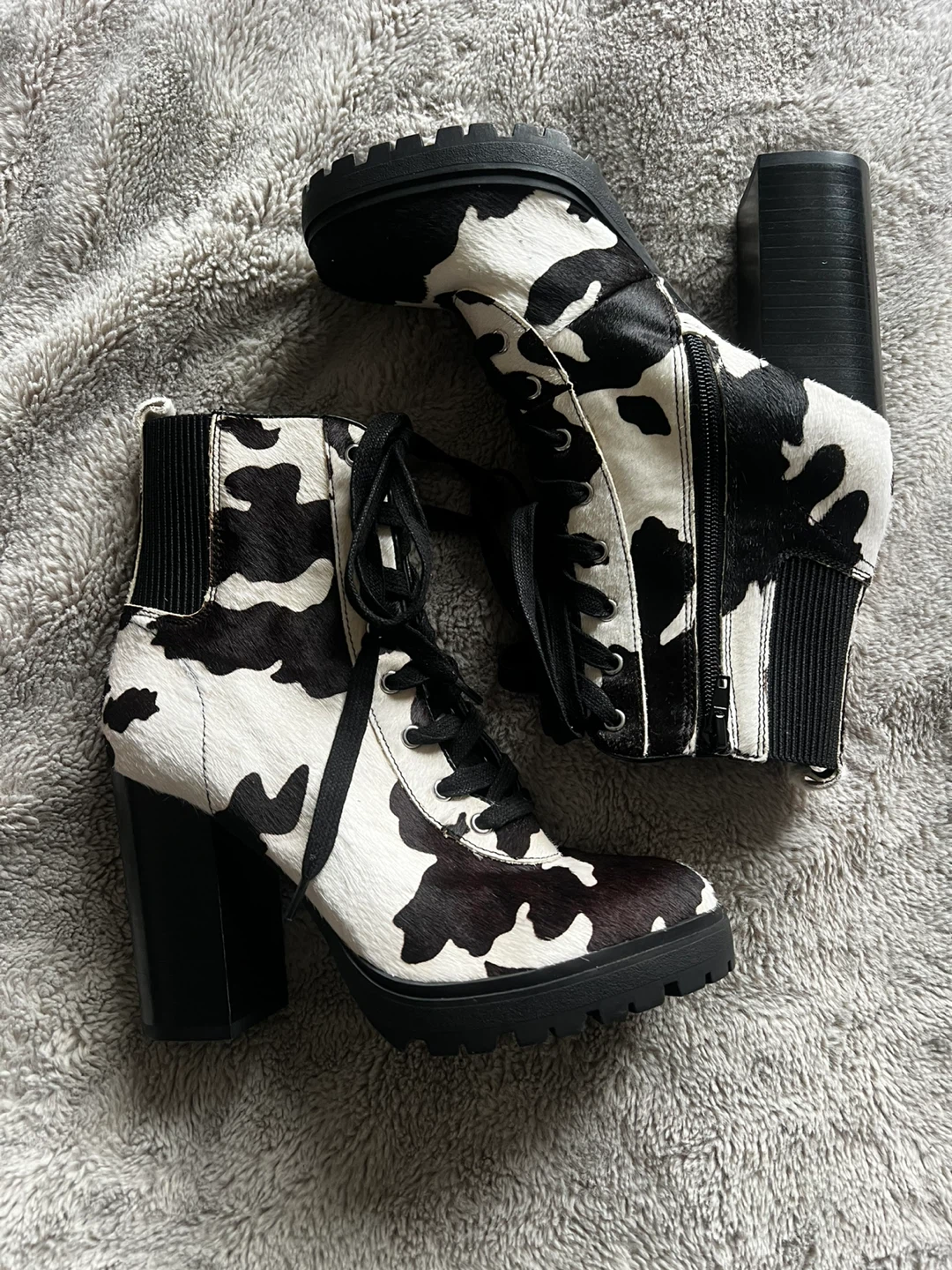 Cow Print Lace-Up Heeled Boots - photo 4