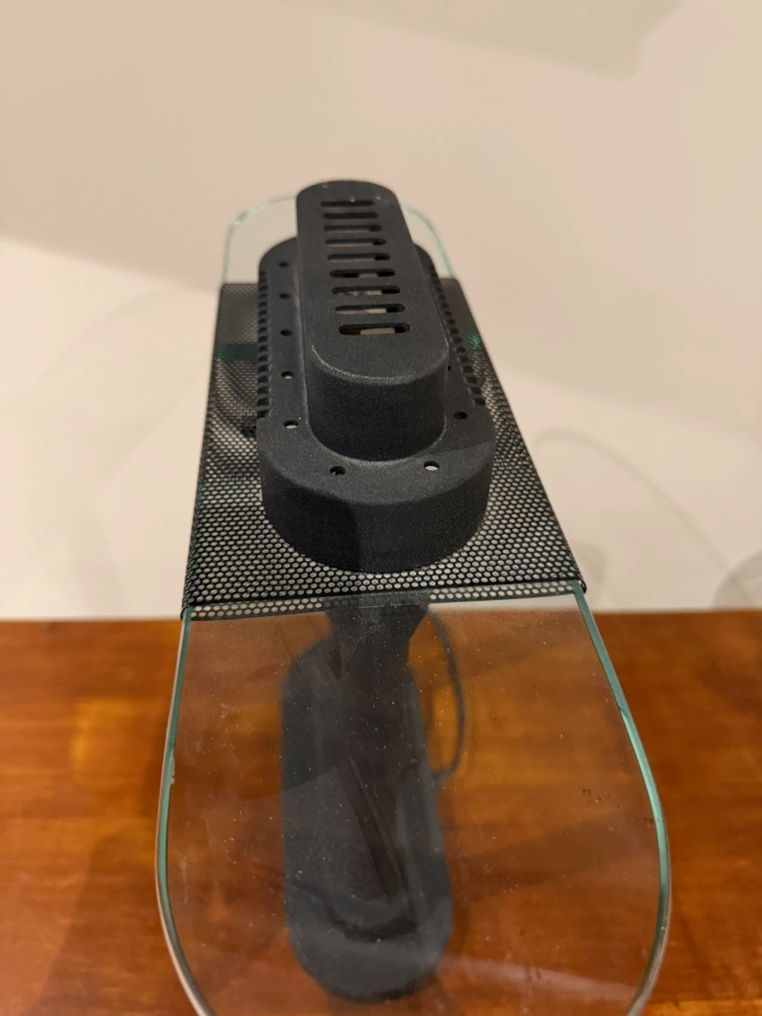 Black Desk Lamp with Glass Shelf - photo 3