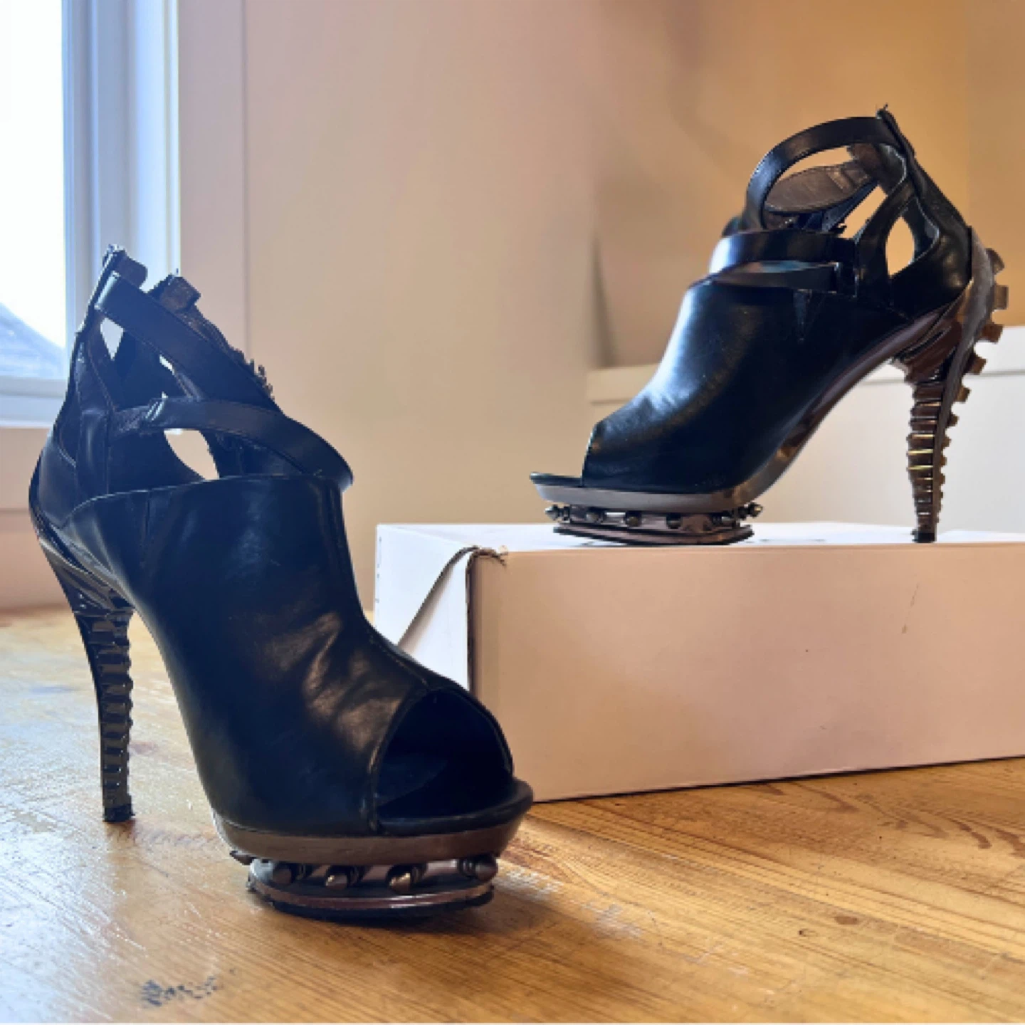 HADES FOOTWARE - “ROGUE” 5” Black Leather SteampHeel Shoes - photo 3