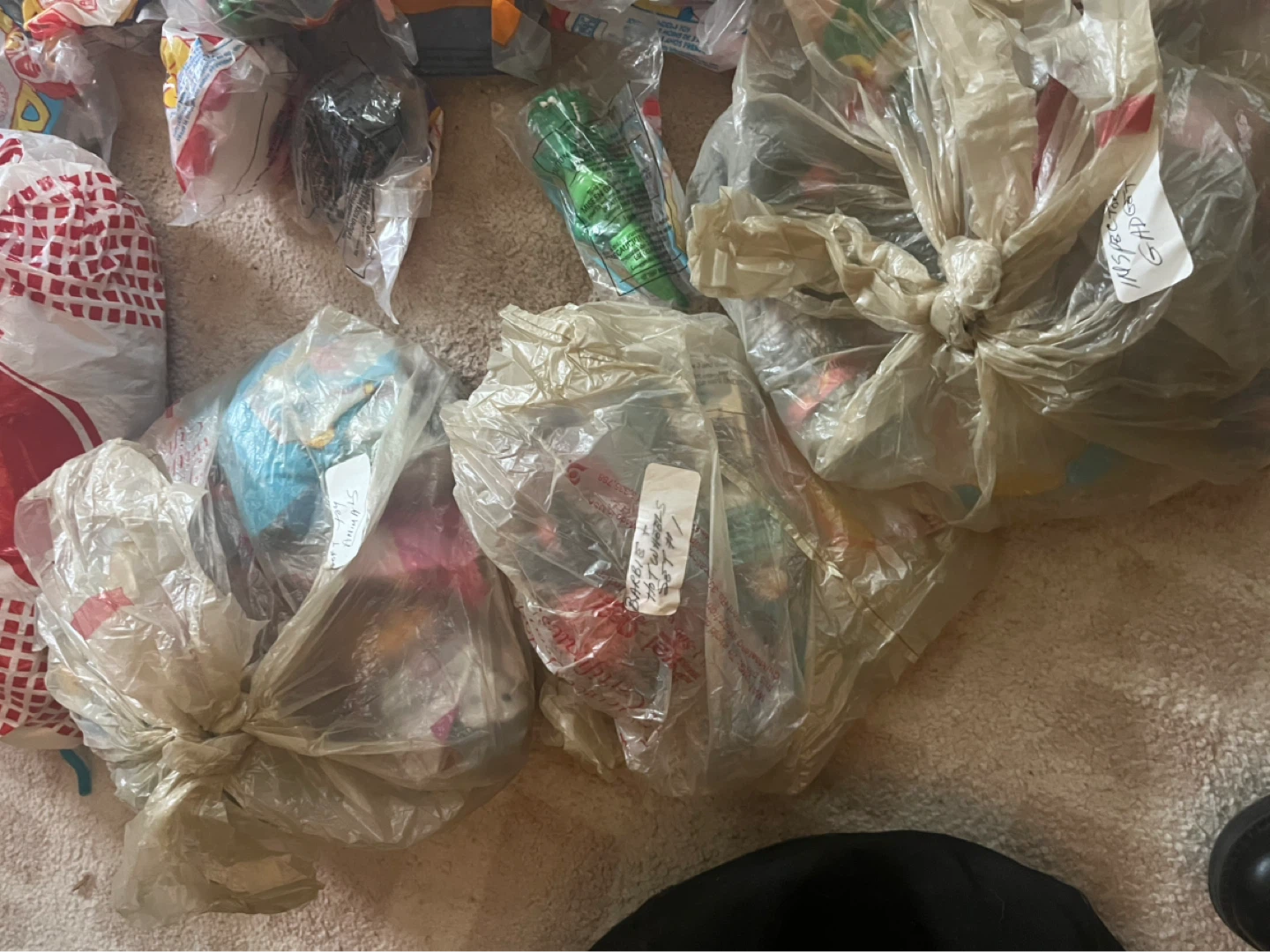 Bulk Lot of Fast Food Toys McDonald’s toys unopened from the 90s - photo 4