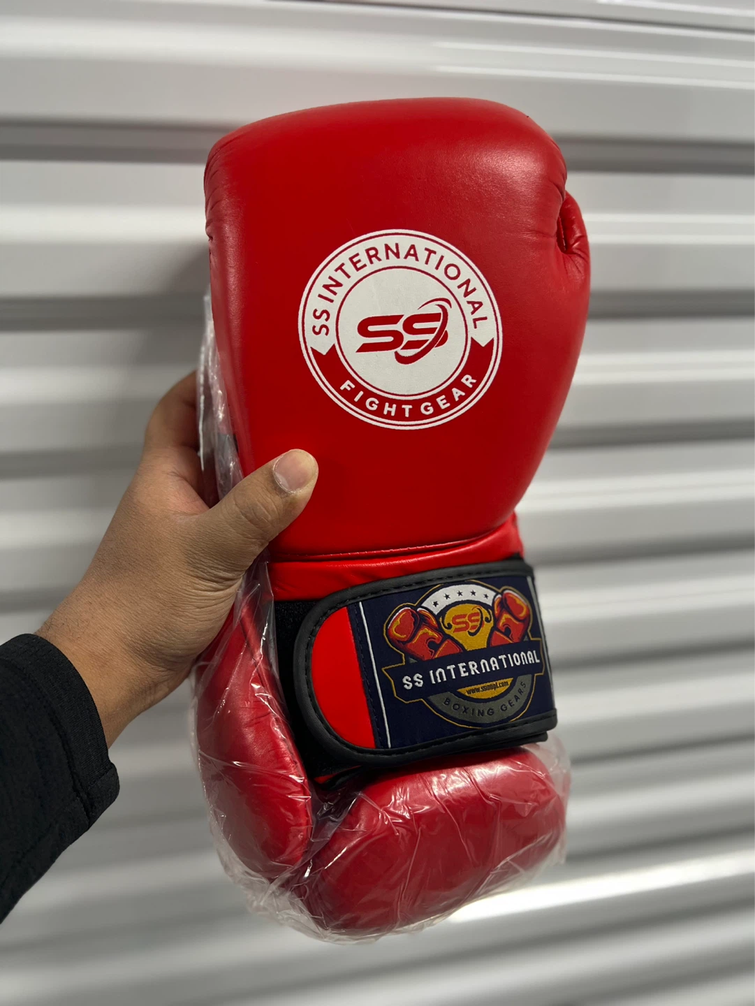 SS International Fight Gear Boxing Gloves