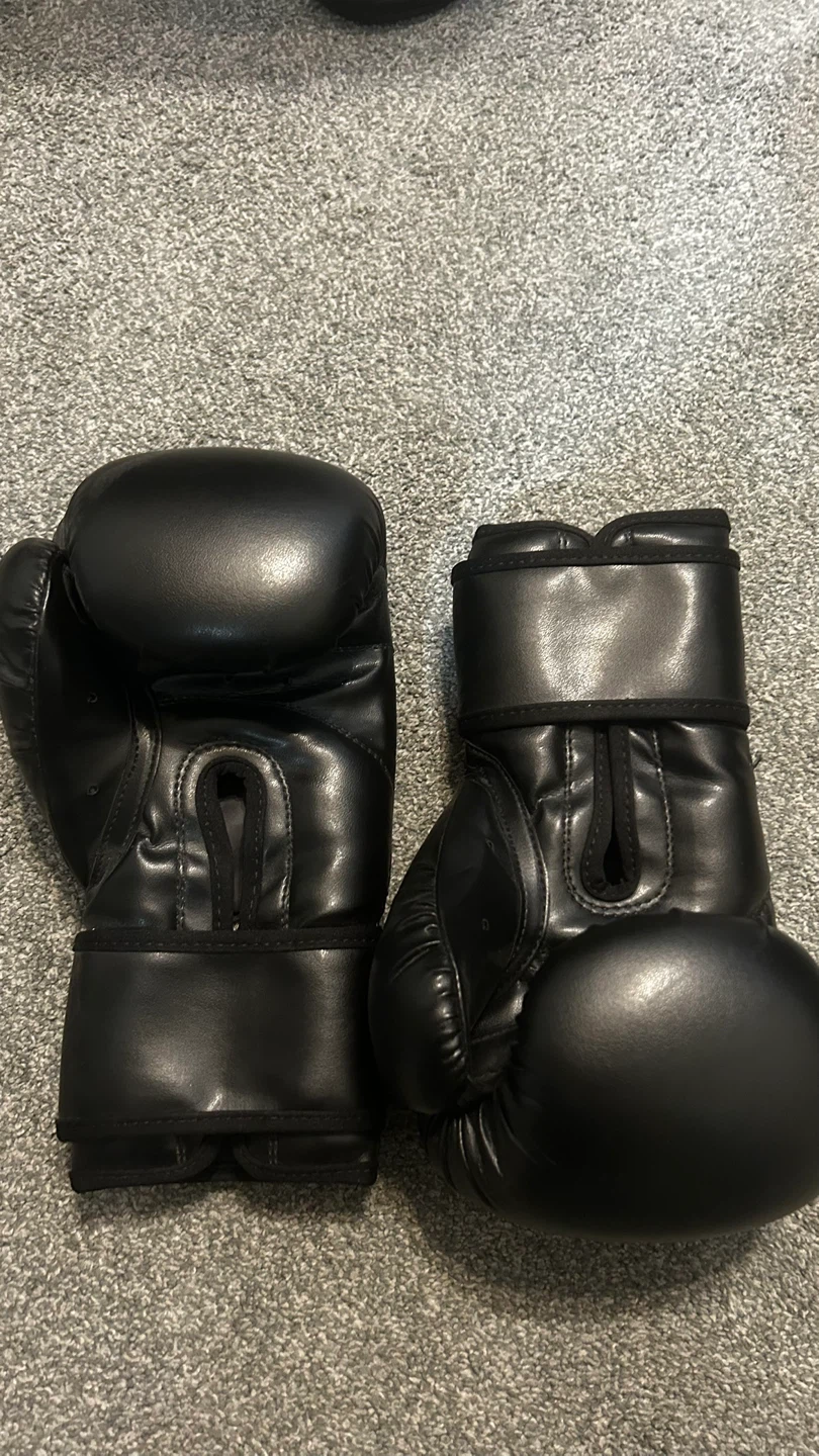 Kimurawear Black 10 oz Boxing Gloves - photo 2