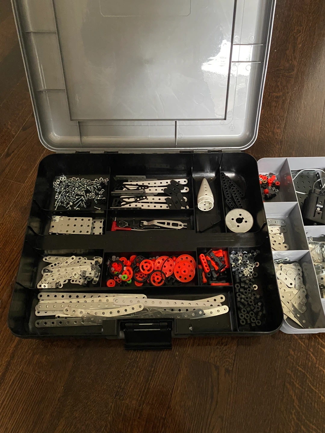Meccano Super Construction Set - photo 4