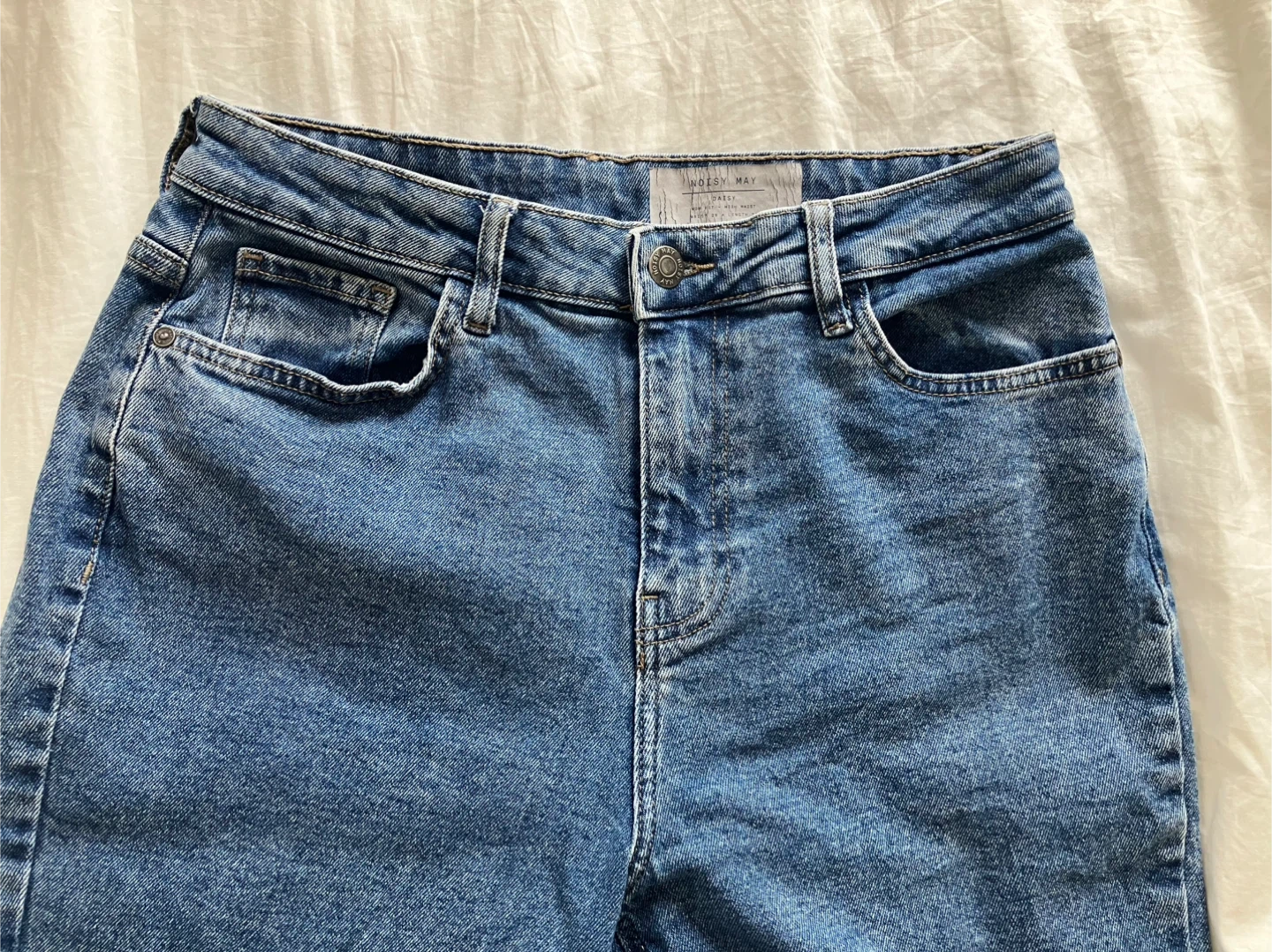 Noisy May Daisy Mom Fit High Waist Jeans W29 L32 - photo 2