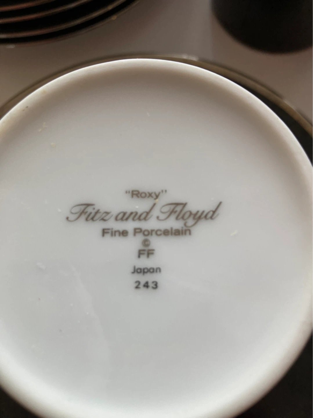 Fitz and Floyd Roxy Fine Porcelain Cups and Saucers Set - photo 5