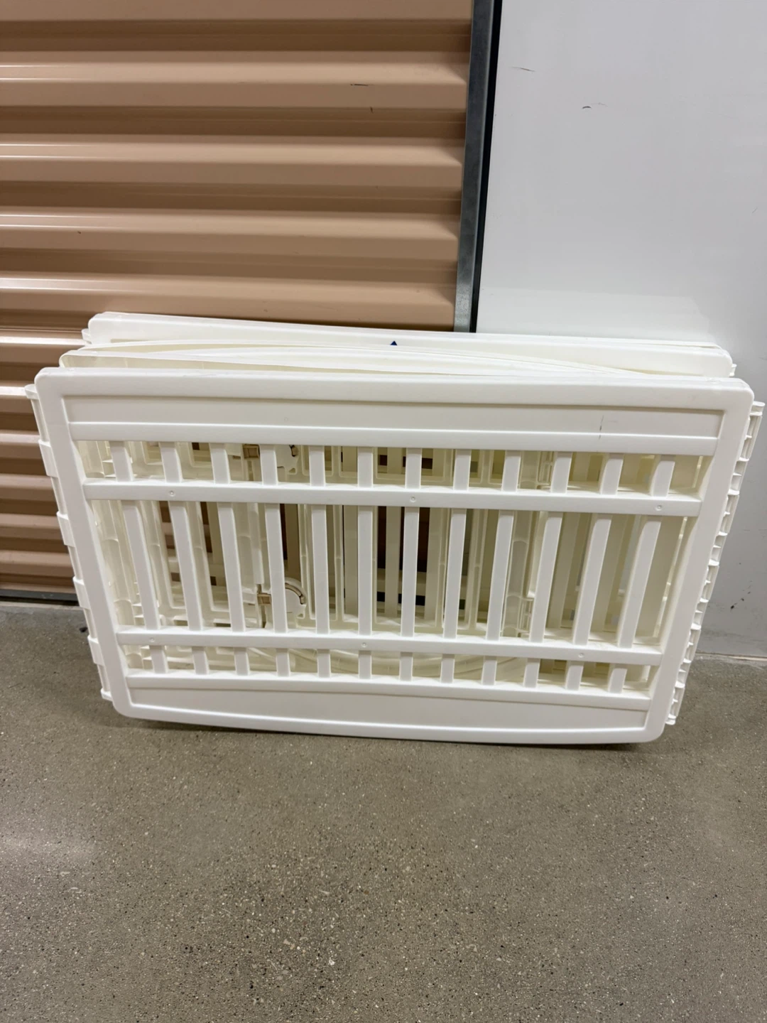 White Plastic Pet Playpen Gate Foldable Fence - photo 2
