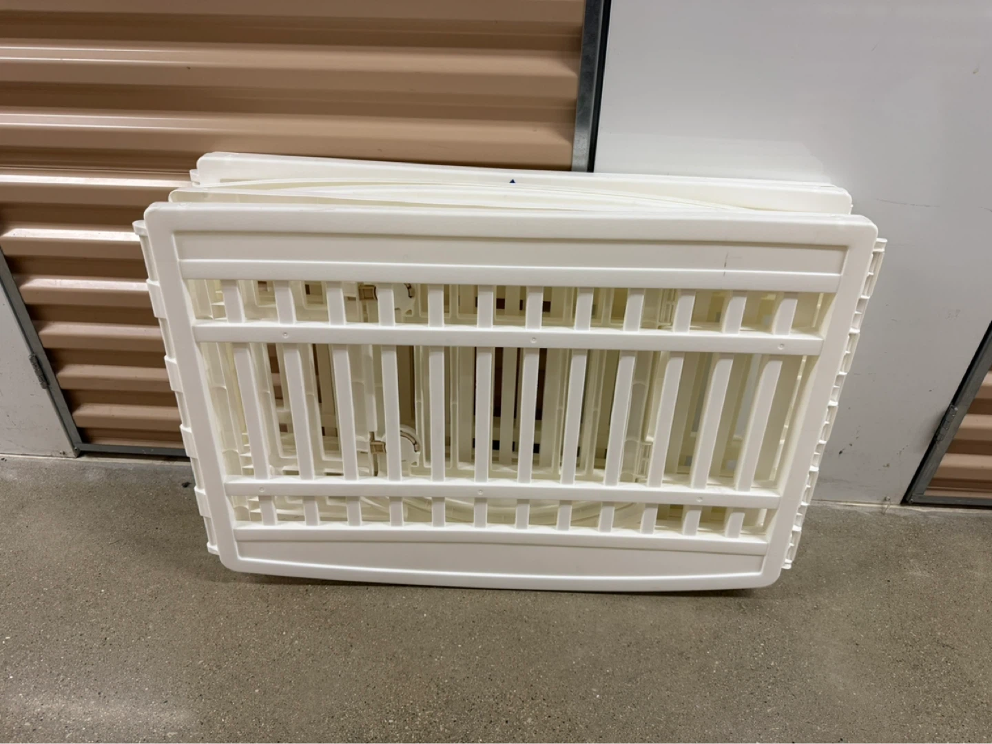 White Plastic Pet Playpen Gate Foldable Fence - photo 3
