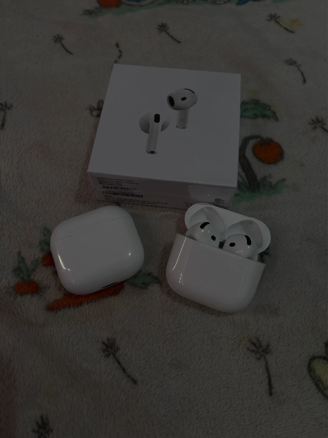 AirPod 4s