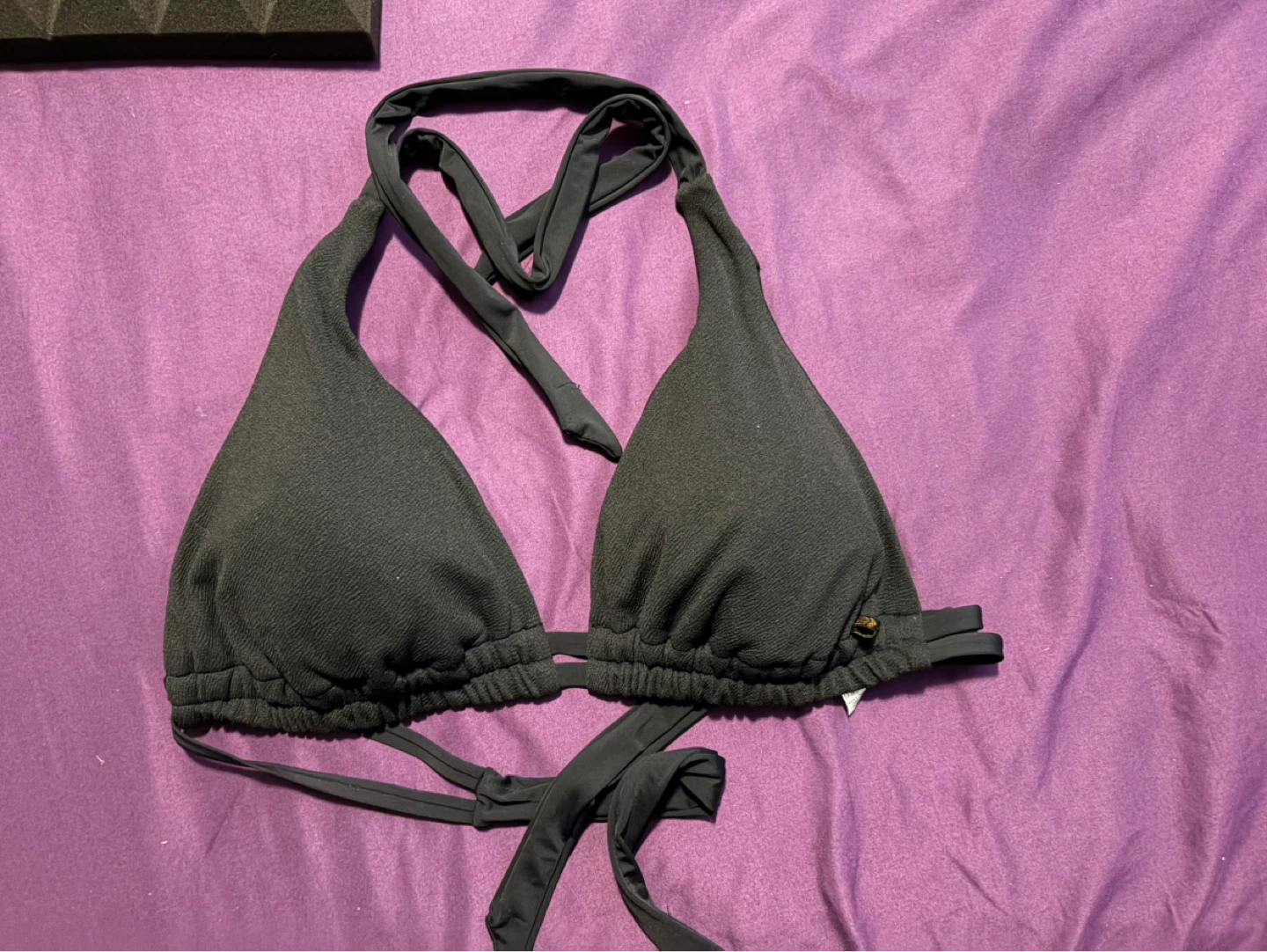 La Vien Rose Black Bikini Top