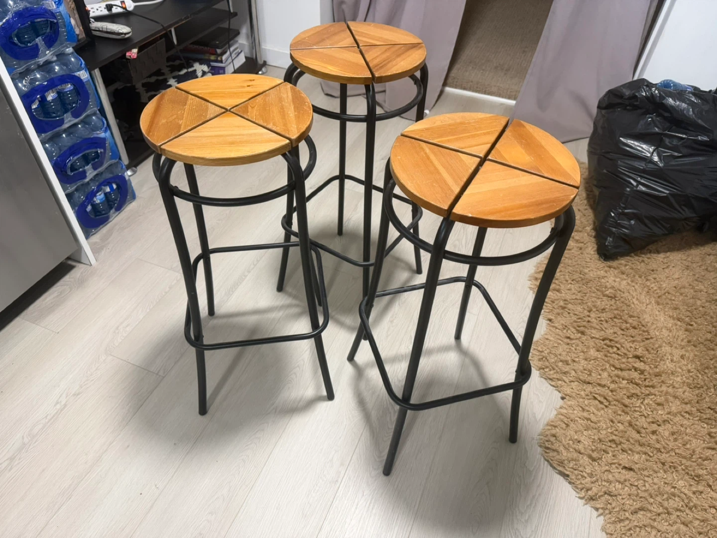 Set of 3 Wooden Bar Stools - photo 2
