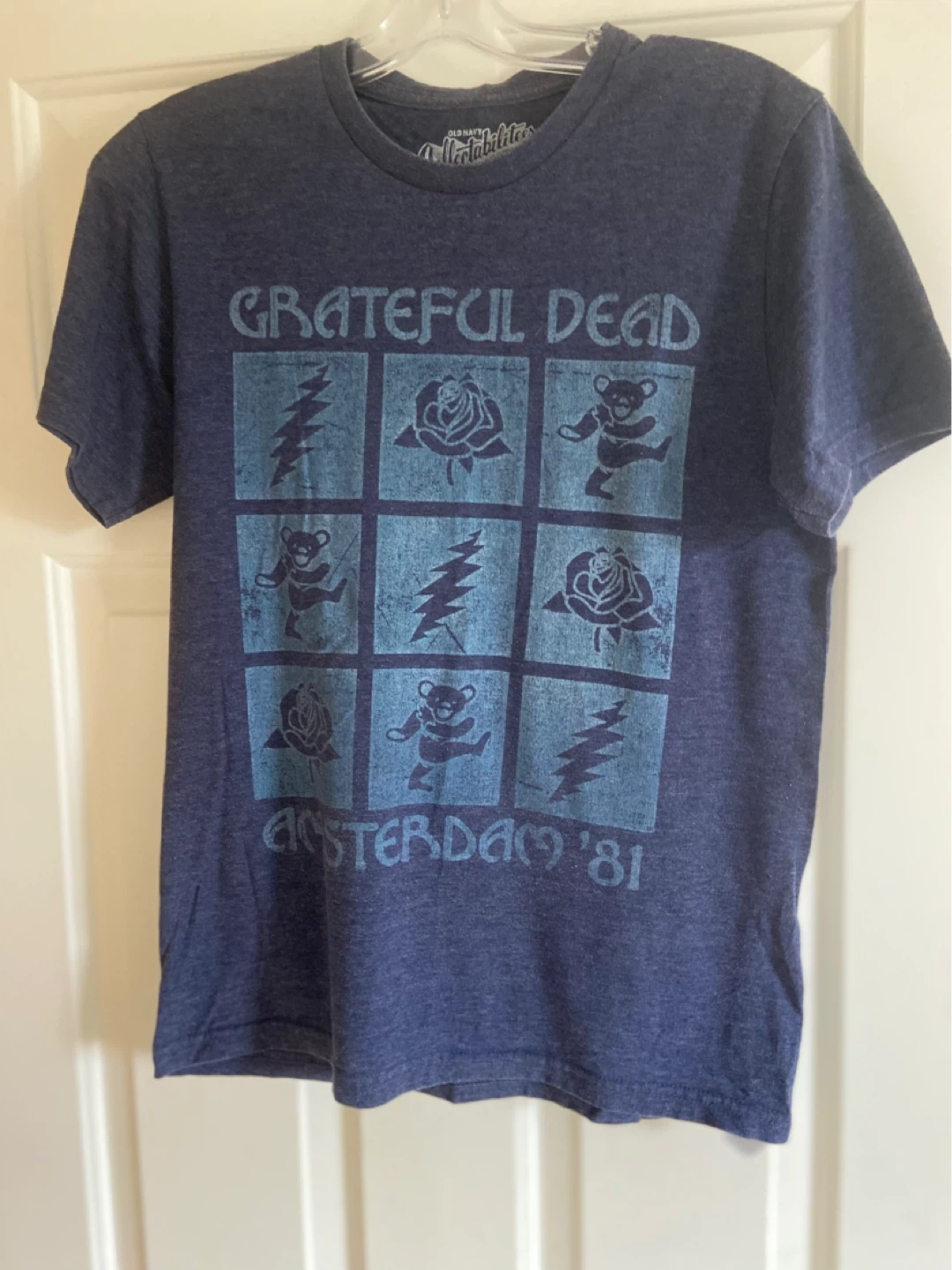 Old Navy Collectabillitees Grateful Dead Amsterdam '81 T-Shirt