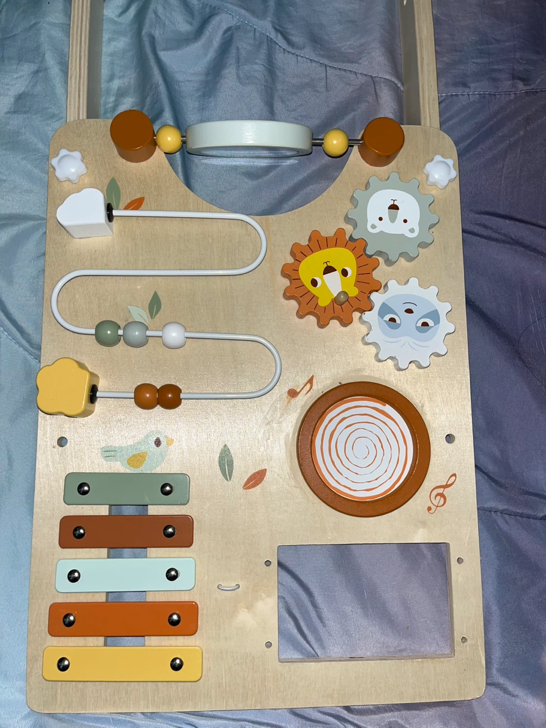 Selling a walker for little ones only the front piece.
