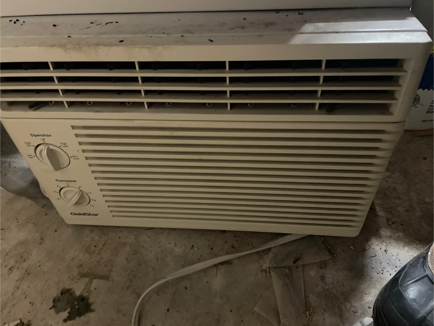 GoldStar Window Air Conditioner