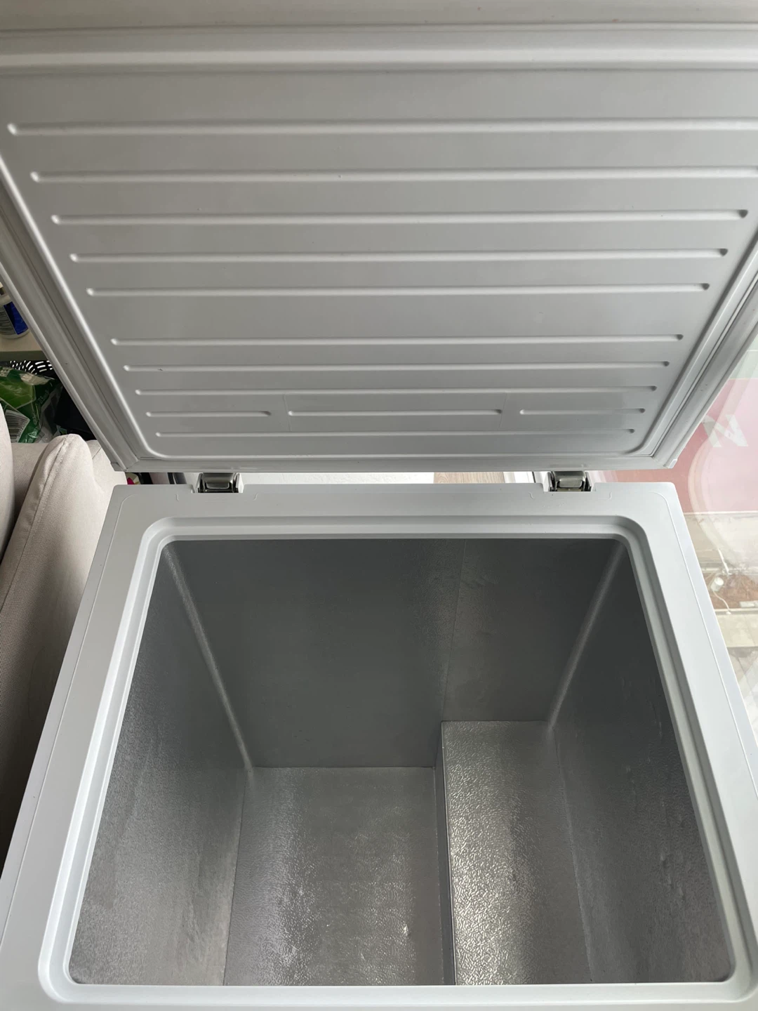 Frigidaire White Chest Freezer - photo 3