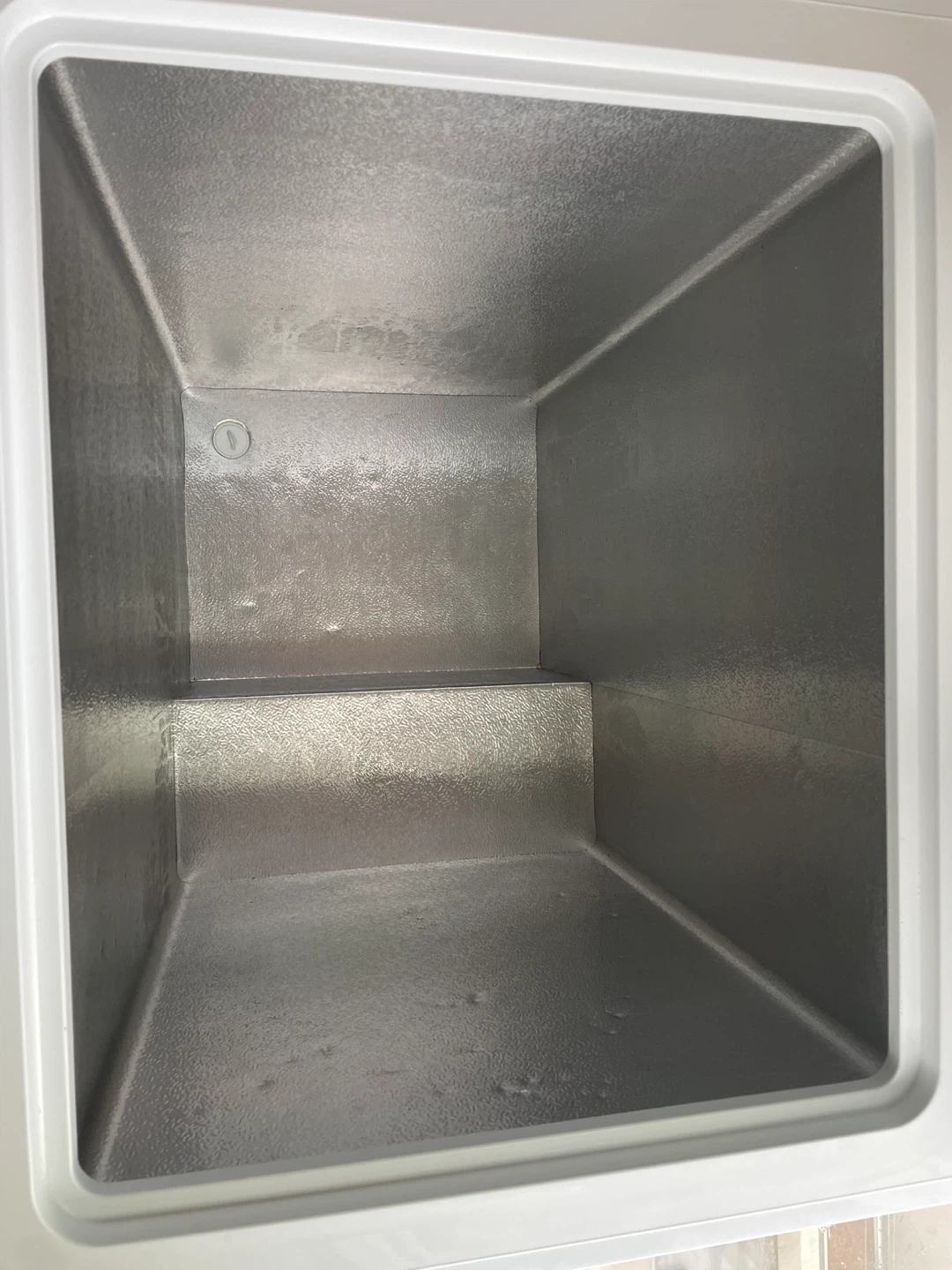 Frigidaire White Chest Freezer - photo 2