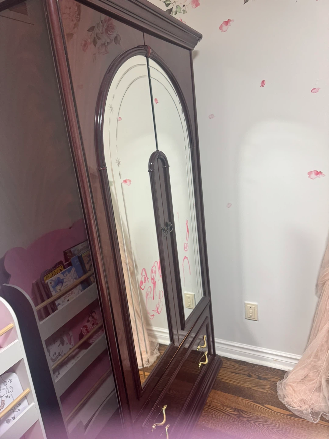 Antique Style Armoire Wardrobe with Mirror and side dresser - photo 4