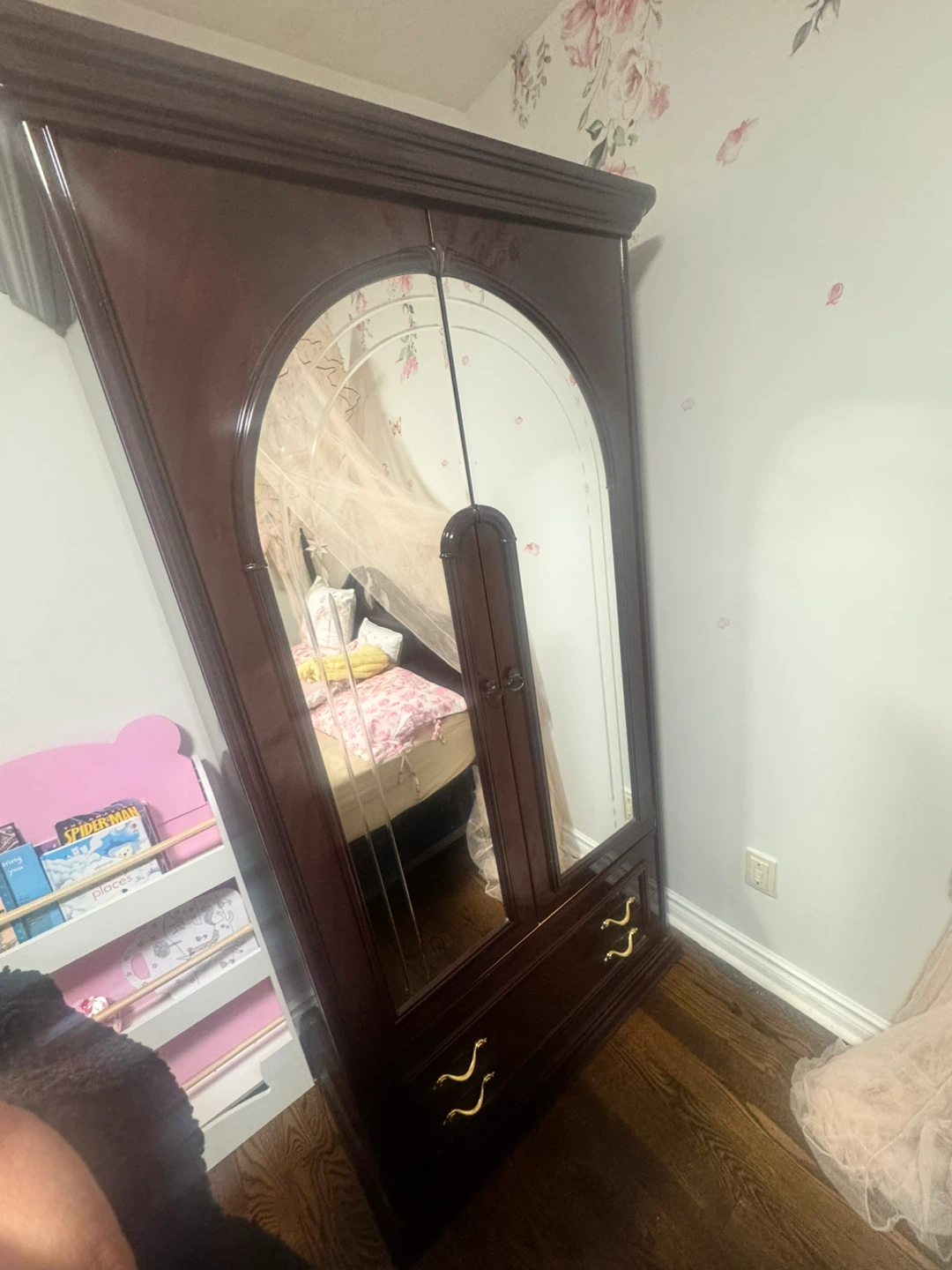 Antique Style Armoire Wardrobe with Mirror and side dresser - photo 3