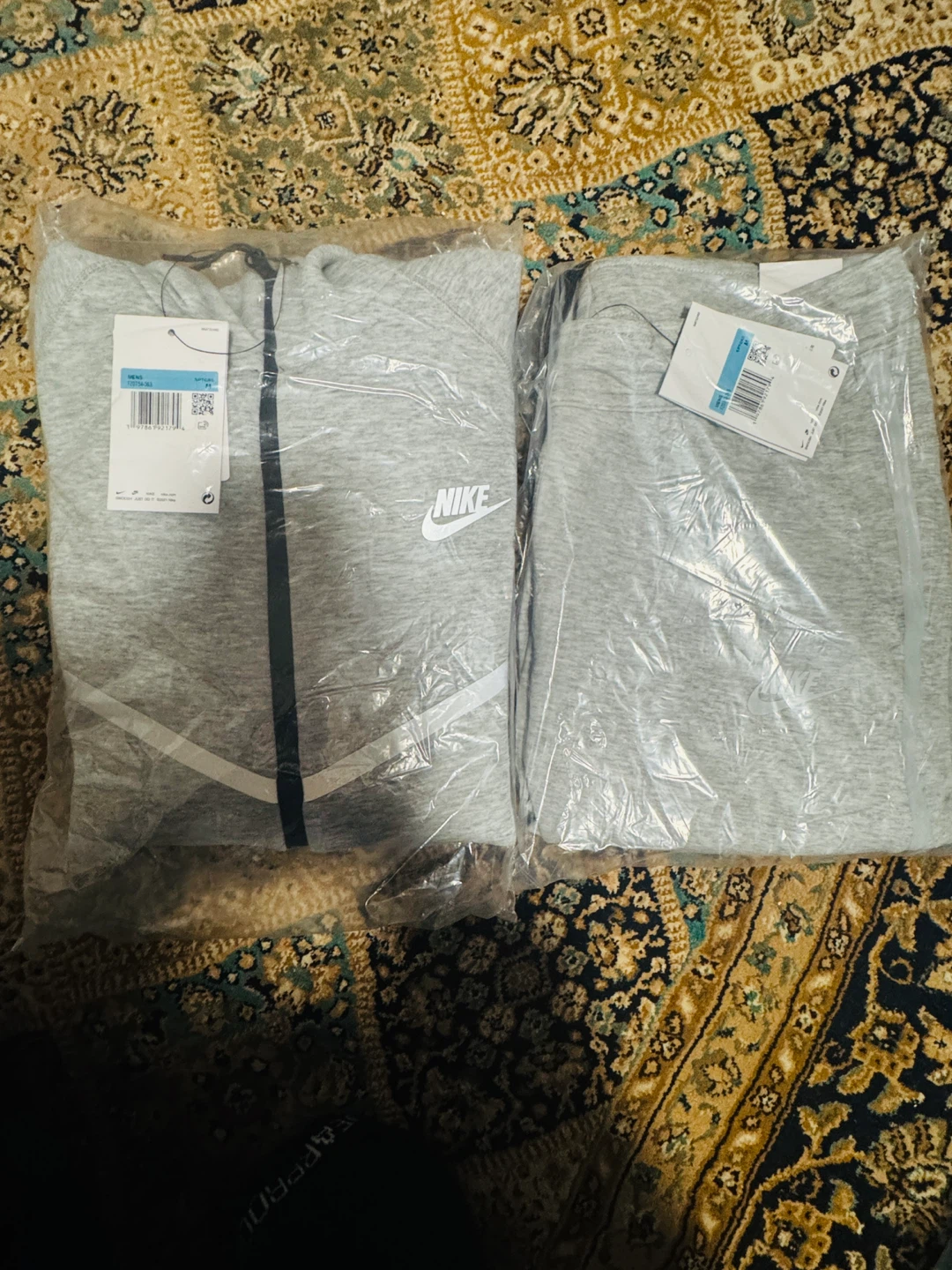 Nike Tech fleece / Size M