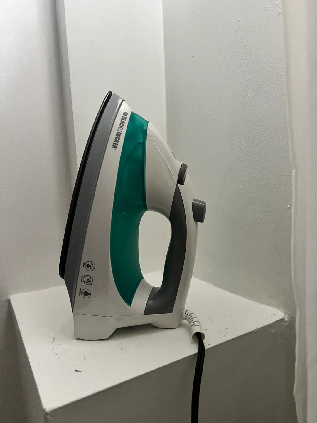Black + Decker Steam Iron