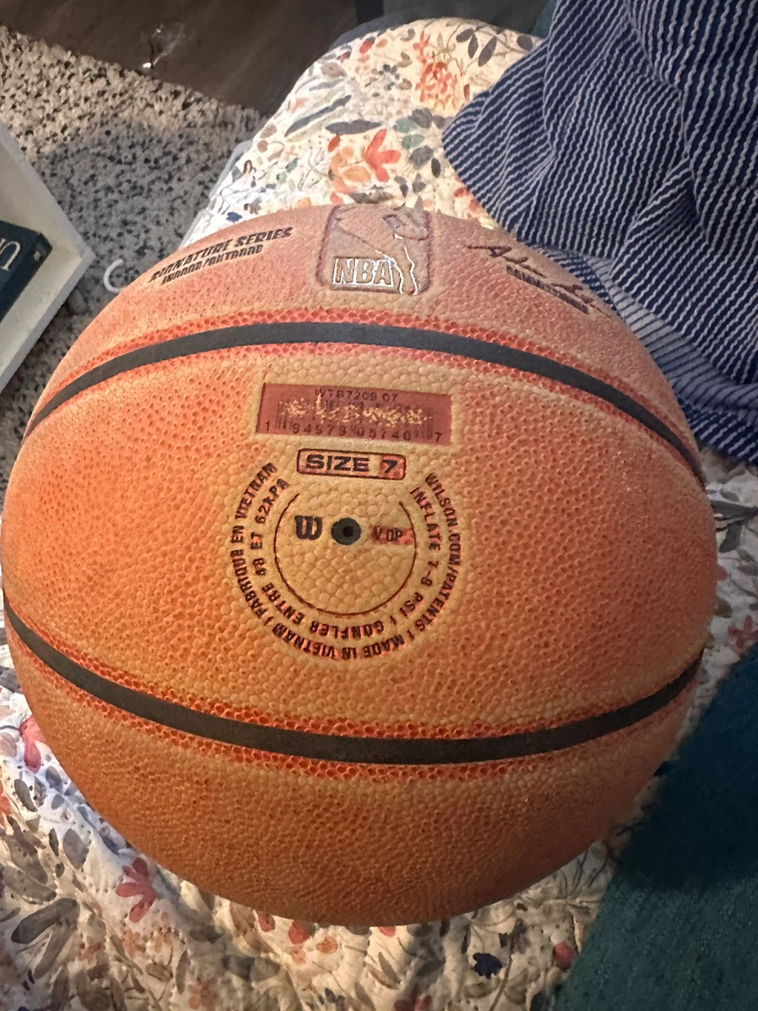 Wilson NBA Signature Series Basketball Size 7 - photo 3