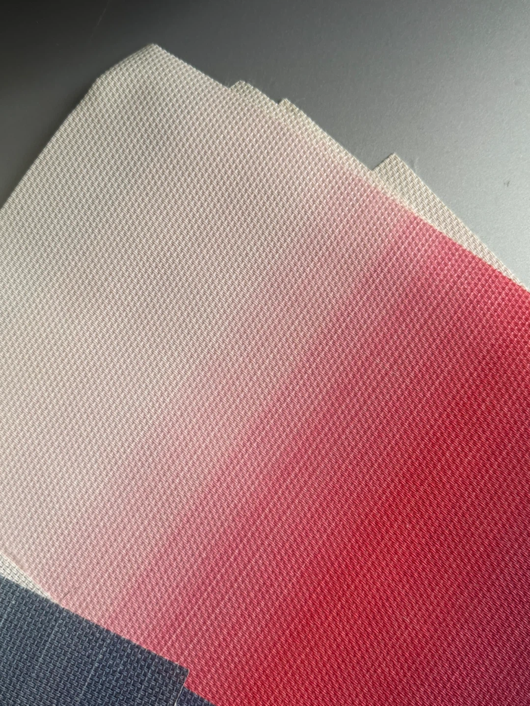 Placemats (Set of 8) - Gradient Blue/Red - photo 3