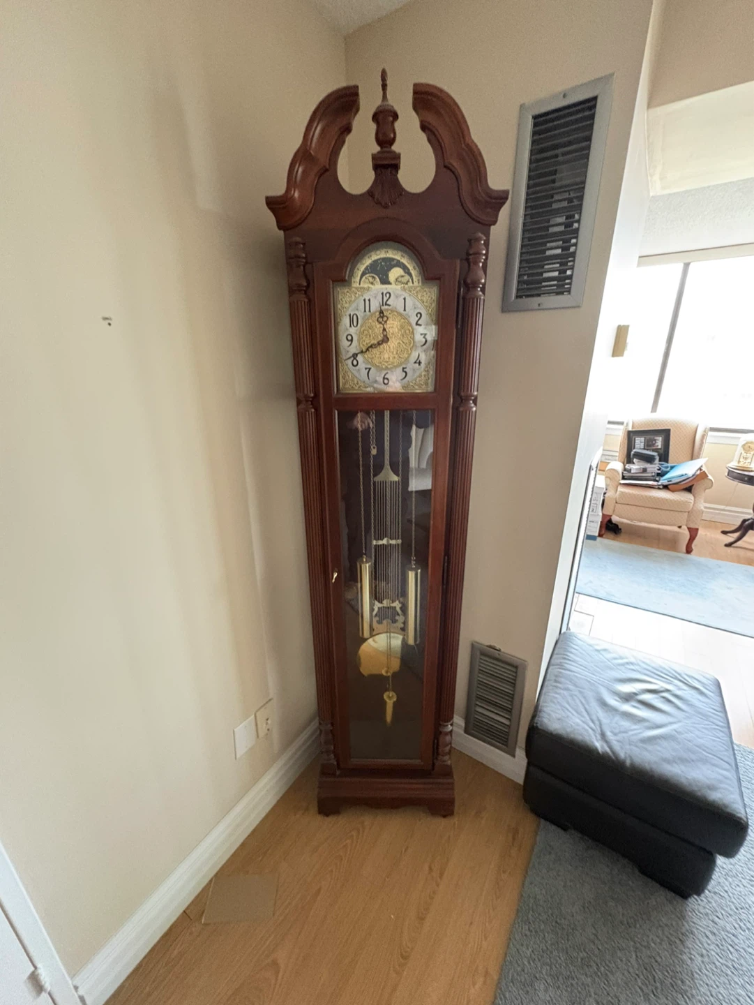 Free delivery used Howard Miller "Jonathan" Grandfather Clock