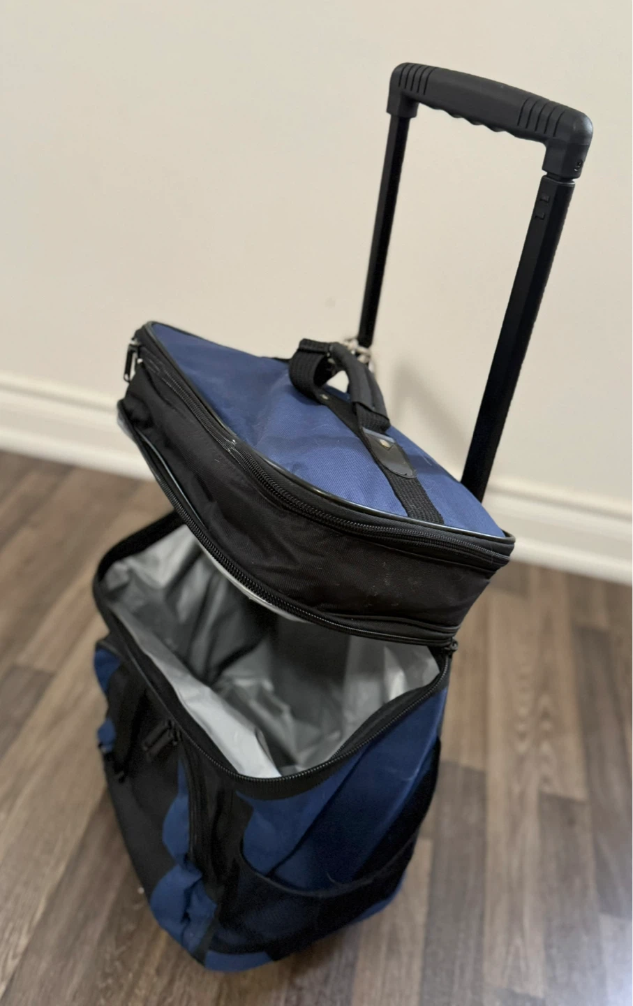 Rolling Cooler Bag 45L with wheels and pull-up handle - photo 3