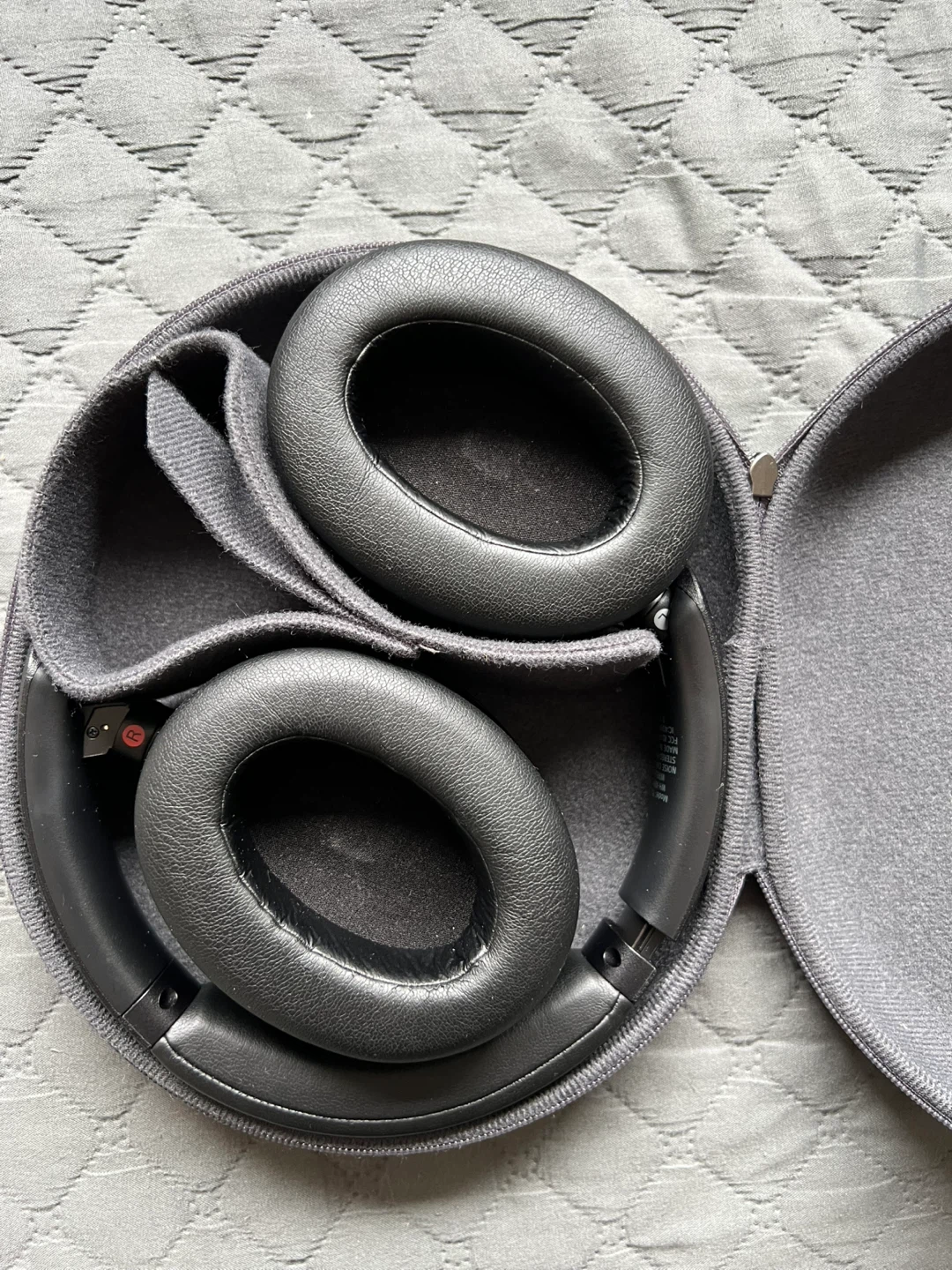 Sony WH-XB910N Wireless Noise Cancelling Headphones - Extra Bass - photo 2