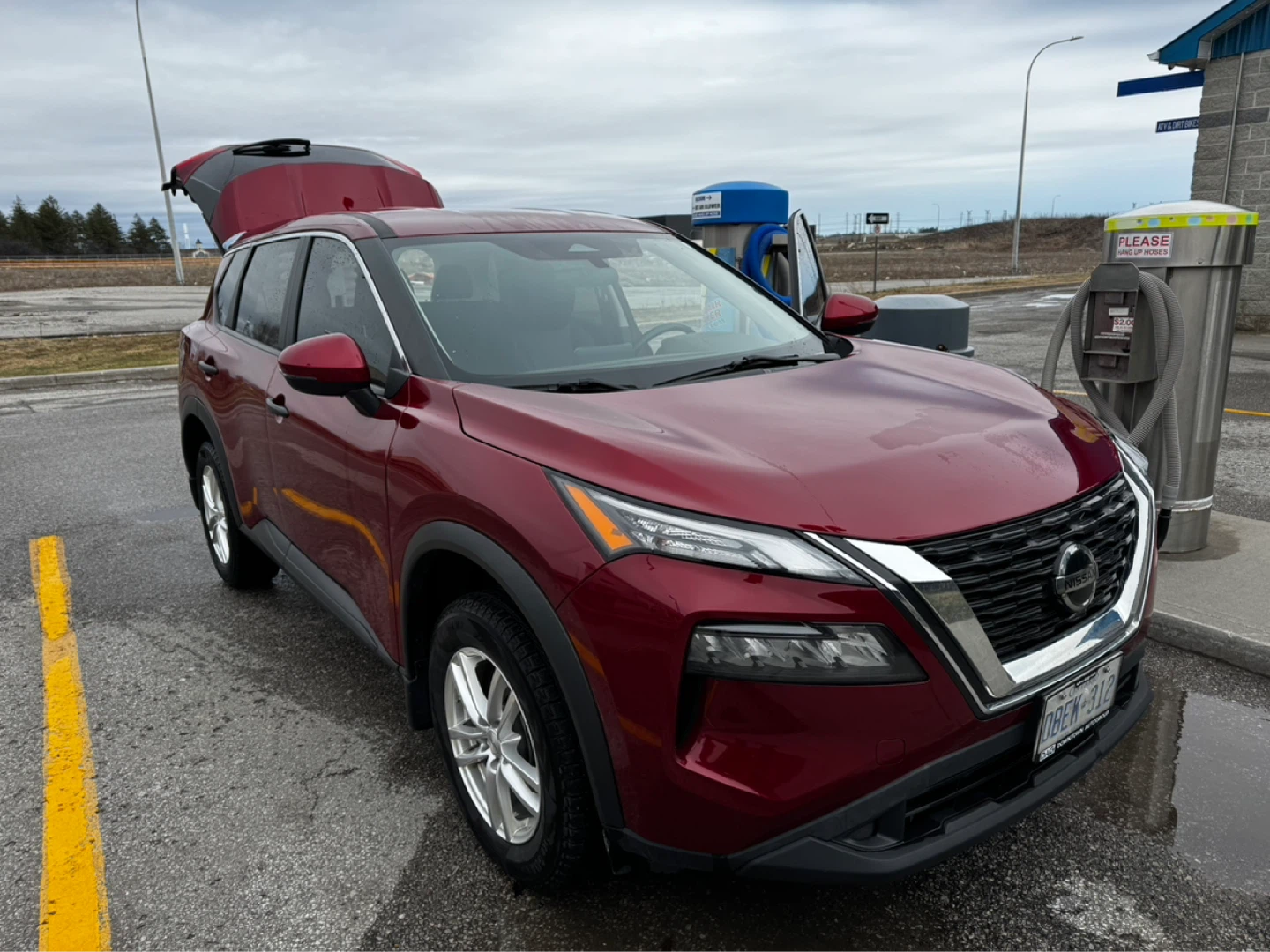 Nissan Rogue 2021 Burgundy SUV - photo 3