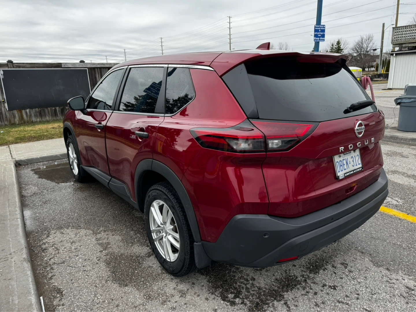 Nissan Rogue 2021 Burgundy SUV - photo 2