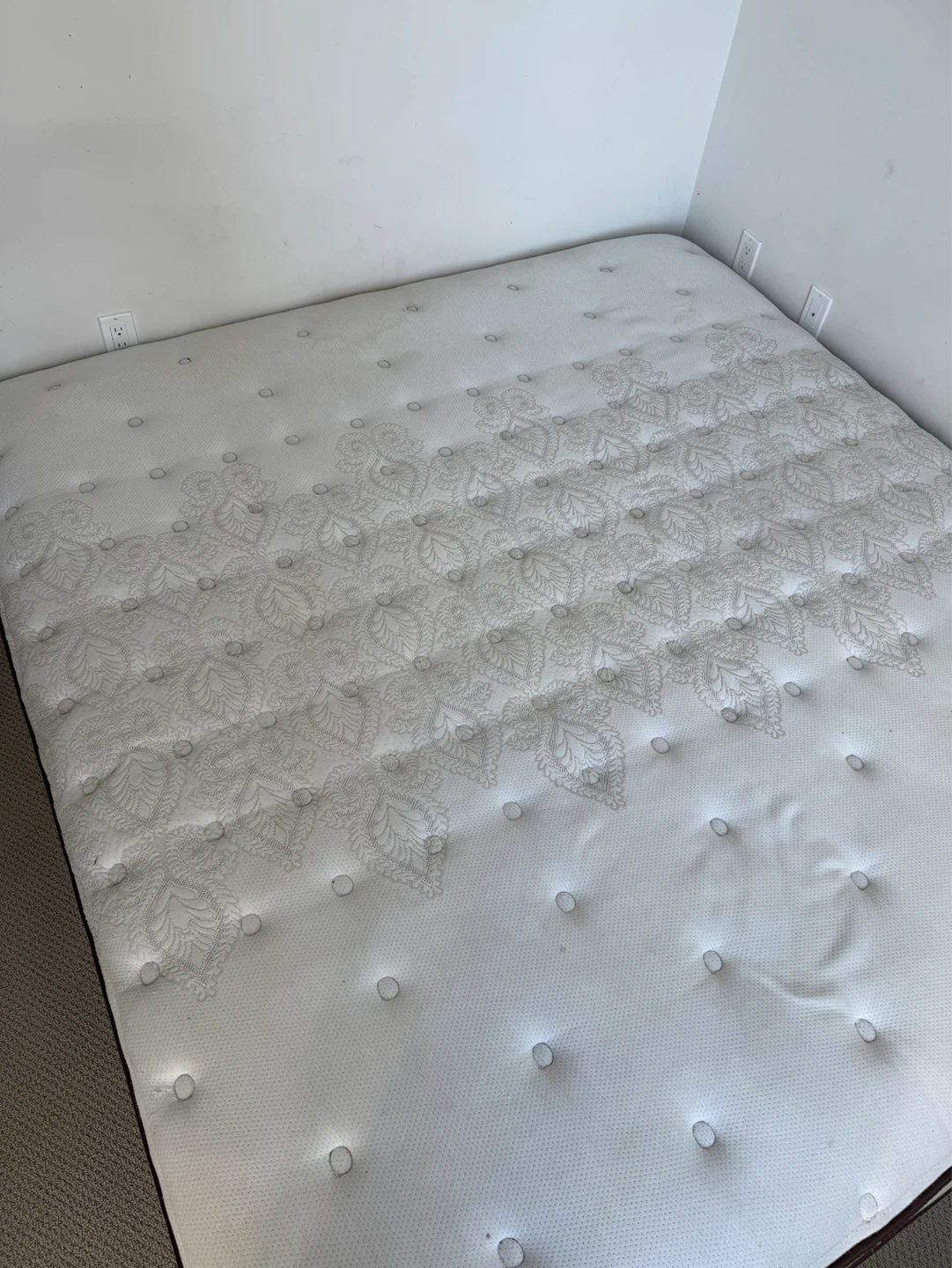 Sealy Posturepedic Comfortforme Firm Touch king size  Mattress - photo 2