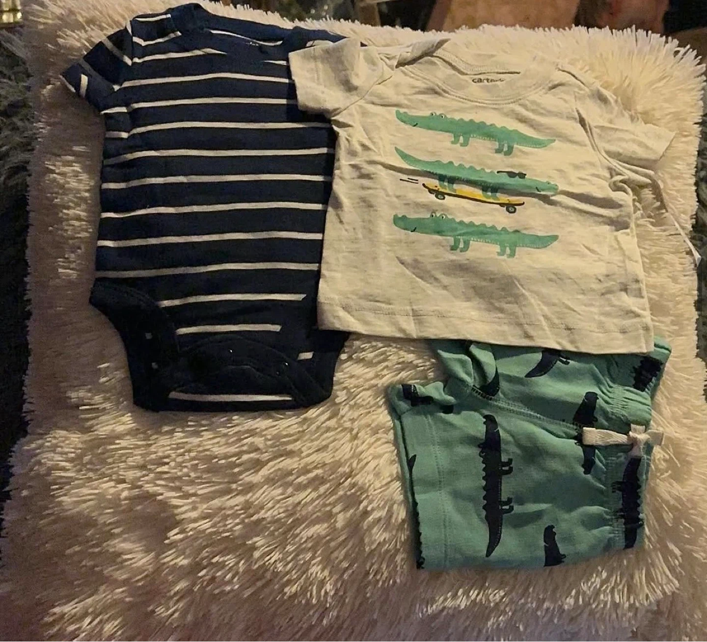 BOYS 3PC SHORTS SUITE (SIZE: NEWBORN)