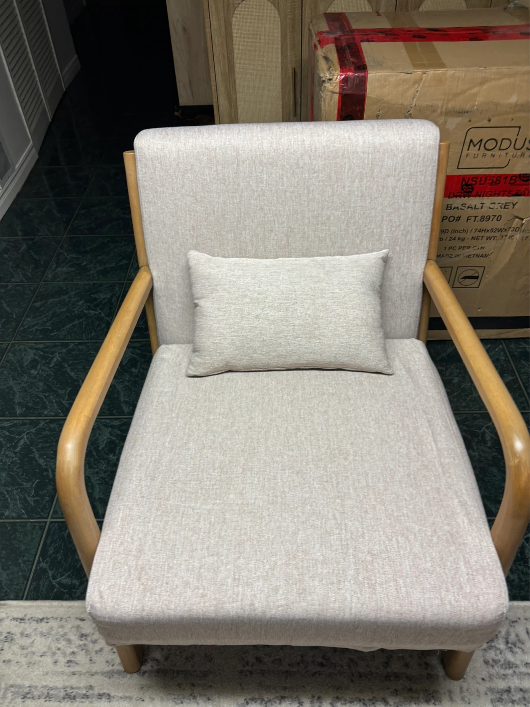 Brand new chair - photo 3