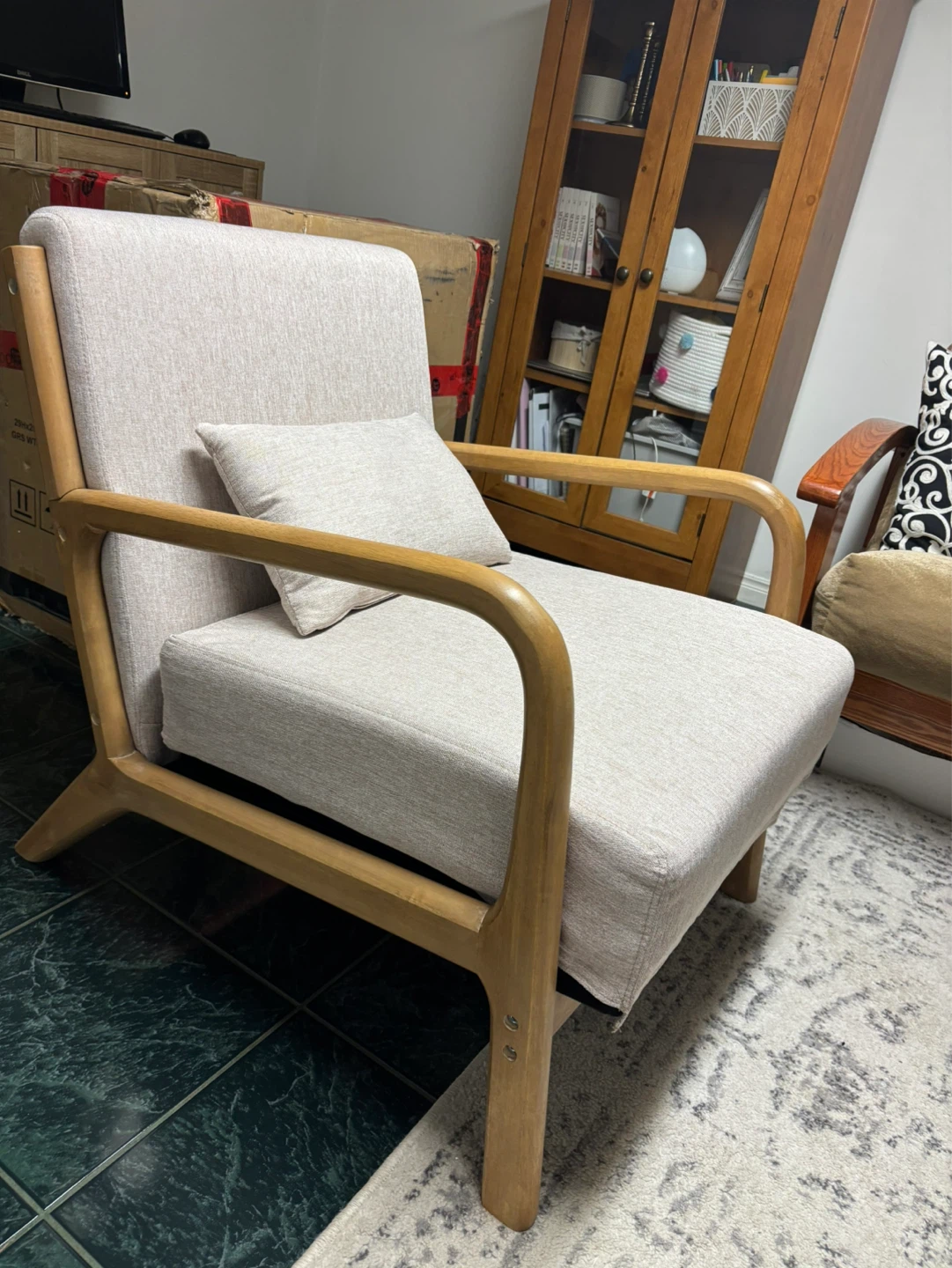 Brand new chair - photo 2