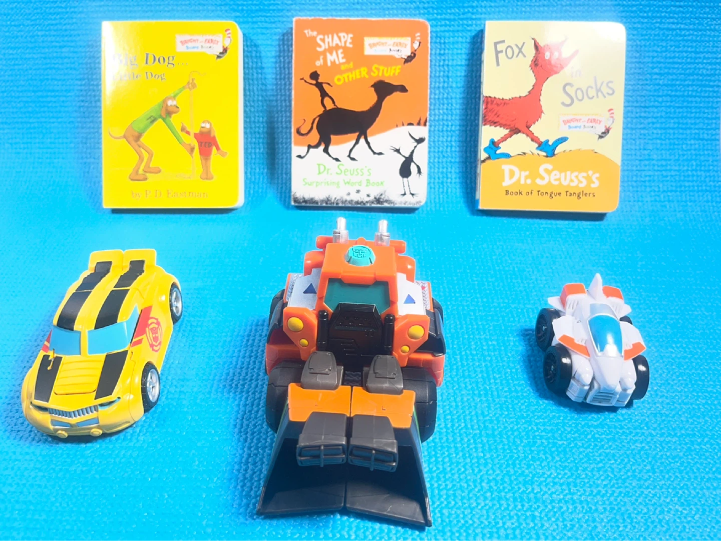 Ultimate Toddler Starter Pack! 🚀 Transformers & Dr. Seuss Bundle - photo 2