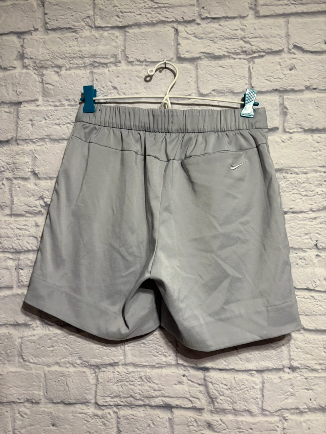 Nike Womens Grey Pleated Shorts XS - photo 5